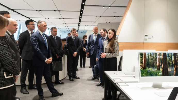 Nazir qazax həmkarı ilə bəzi məsələləri müzakirə etdi 