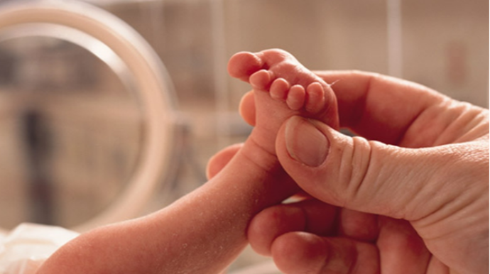 Zərdabda 5 günlük körpə öldü