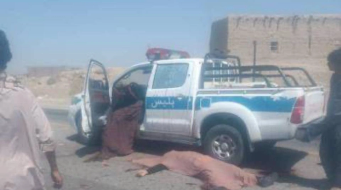 İranda polis avtomobilinə hücum edildi: Ölənlər var - VİDEO