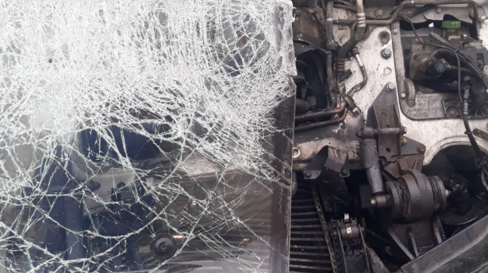 İranda avtobus iki avtomobillə toquşşub, ölənlər var 