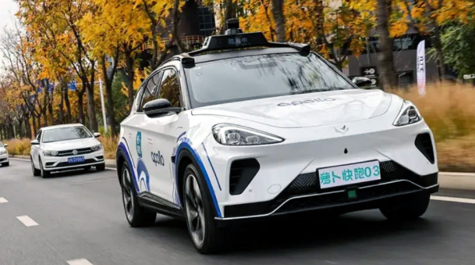 Две китайские компании анонсировали запуск роботакси в Сингапуре