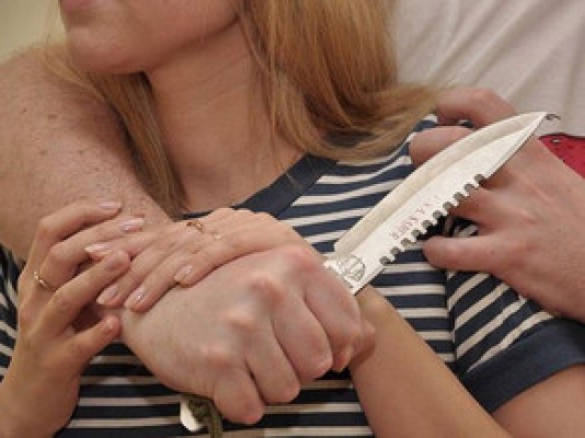 Bakıda anasının başını kəsərək yandıran şəxs xəstəxanada ölüb