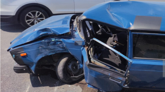 Xaçmazda iki maşın toqquşub, xəsarət alanlar var - FOTO 