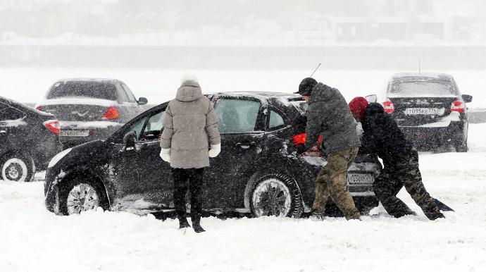 Qışda avtomobillərin yanacaq sərfi niyə artır və necə azaltmaq olar?