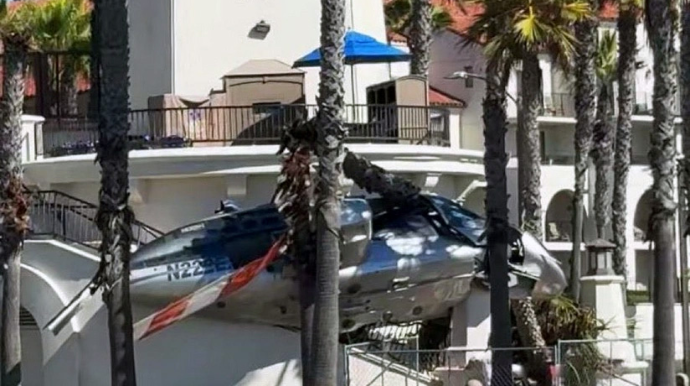 Festival zamanı helikopter qəzaya uğrayıb, xəsarət alanlar var 