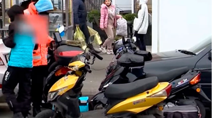 Bakıda kuryerlər qiymətlərdən narazıdır - VİDEO