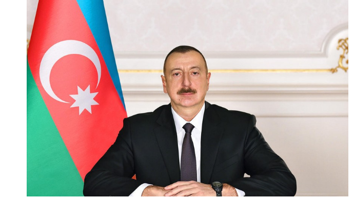 Президент Азербайджана поздравил короля Бахрейна