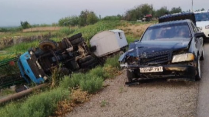 Füzulidə yük avtomobili aşdı - FOTOLAR 