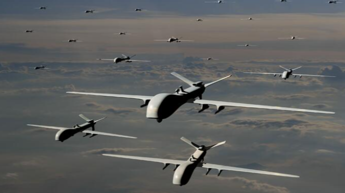 Şəhər prokurorluğuna dronlarla hücum edilib