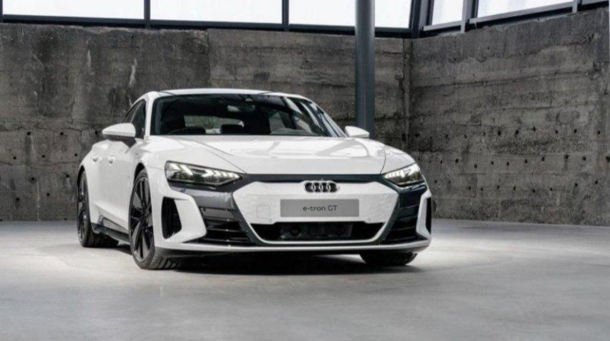 Audi e-tron GT modelinin rəsmi şəkilləri peyda olub - FOTO