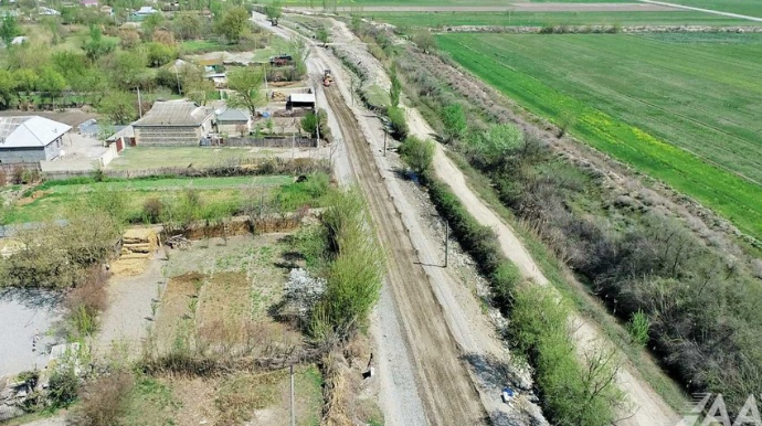 Bərdədə 4 minə yaxın əhalinin istifadə etdiyi yol yenidən qurulur  - VİDEO