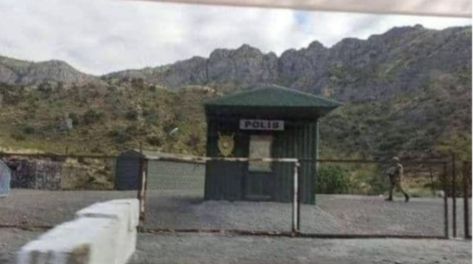 Azərbaycan Gorus-Qafan yolunda polis postu qurdu 