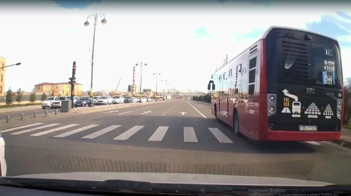 Дорожная полиция предупредила водителей автобусов о штрафах - Камеры видят всё