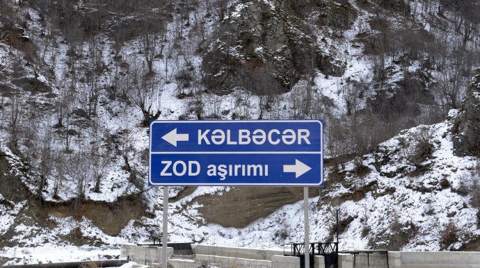 Zod aşırımında traktor aşdı - Sürücünün ayağı kəsildi 