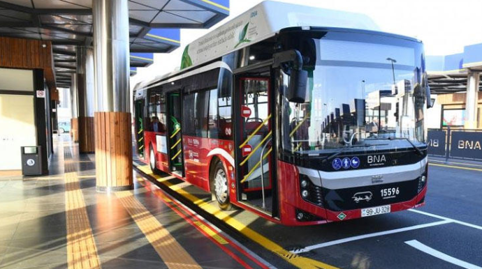 Ekspert : “Zəruri olmadıqda avtobusa minməyən sərnişinlərə təşəkkür düşür”