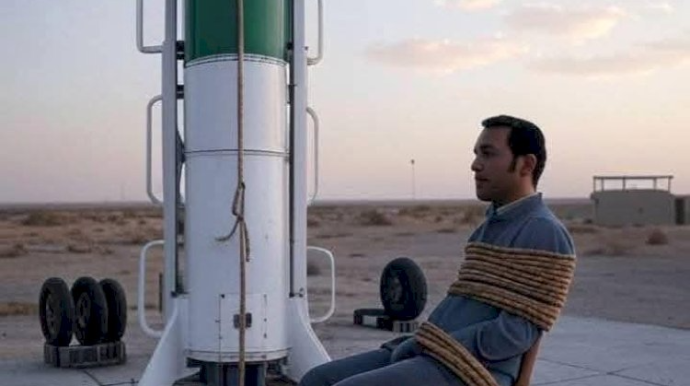 Günün fotosu – Raketə bağlanmış casus