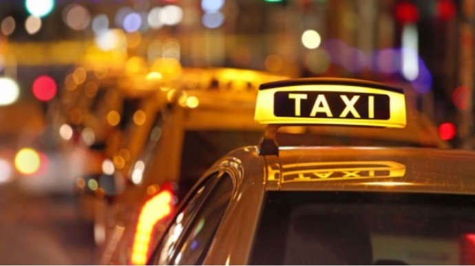 Kafedə yeyib-içdilər, taksiyə görə savaşıb qan tökdülər 