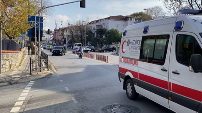 Ərdoğanın korteji gözlədi, ambulans keçdi  - VİDEO