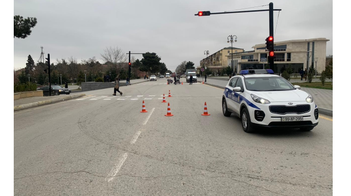 "Siqnal" İdarəsi Siyəzəndə yol nişanlarını yeniləyir - FOTO