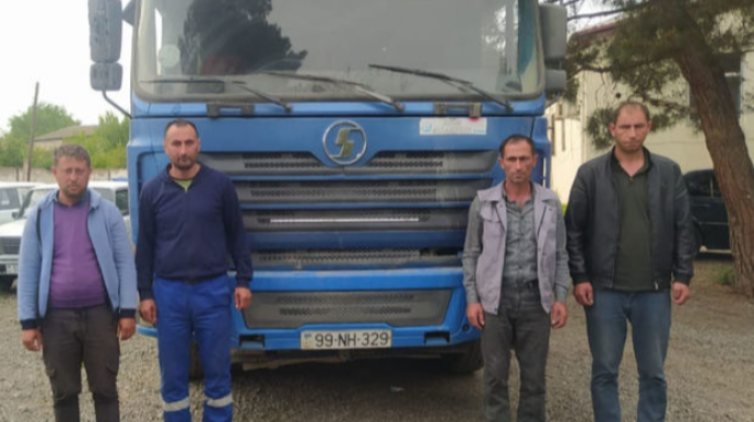 Azad edilmiş ərazilərdən metal tullantıları aparan şəxslər saxlanılıb  - FOTO