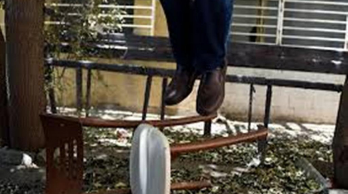 Biləsuvarda gənc intihar edib