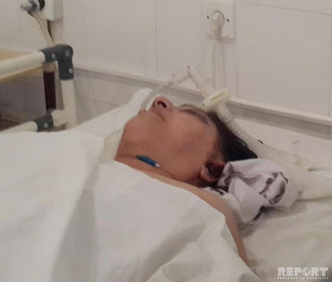 Avtomobil 59 yaşlı qadını vuraraq ağır xəsarət yetirib - FOTO