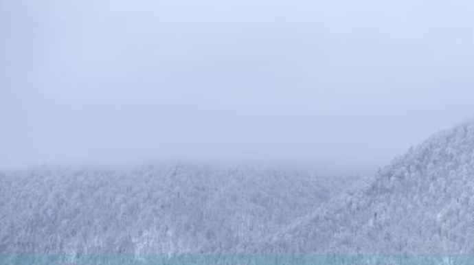 Qubada güclü qar kəndləri işıqsız qoydu – VİDEO 