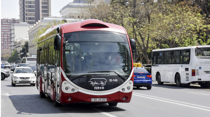 158 avtobusun hərəkət intervalında gecikmələr var 