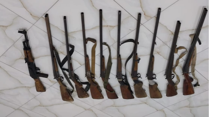 Ələt-Astara yolunun kənarından "Kalaşnikov" avtomatı tapıldı  - FOTO