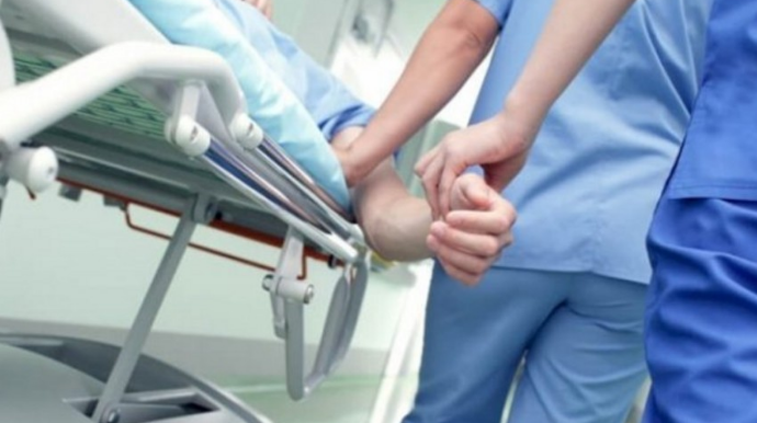 Sabirabadda yük avtomobili piyadanı vurub belini sındırdı 