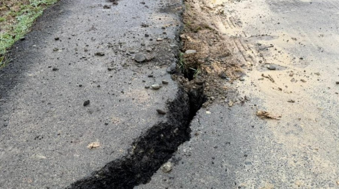 Lənkəranda yol çökdü