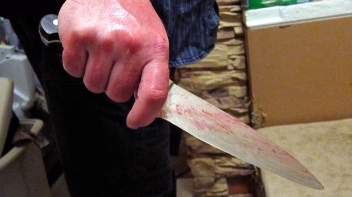 Şəhər merinə 3 bıçaq zərbəsi endirildi - Ağır vəziyyətdə xəstəxanaya yerləşdirildi