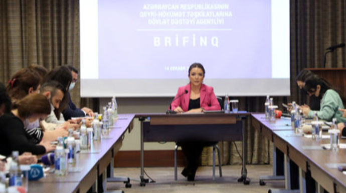 2021-ci il üçün kiçik qrant müsabiqəsinin nəticələrinə həsr olunmuş brifinq keçirilib - FOTO 