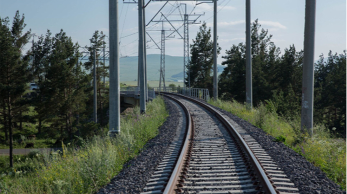 Ermənistandan Azərbaycana dəmir yolunun inşası nə qədər vaxt ala bilər?