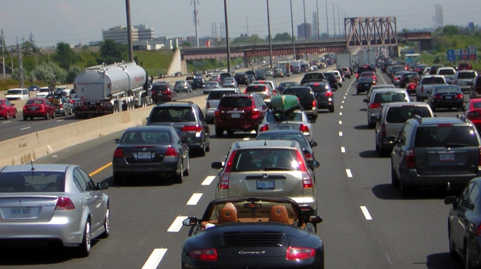 Ученые:  Городские магистрали разобщают людей