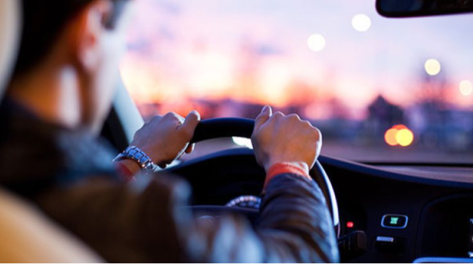 Maşını bu vəziyyətdə idarə etsəniz 40 manat cərimələnəcəksiniz - Sürücülərin diqqətinə 