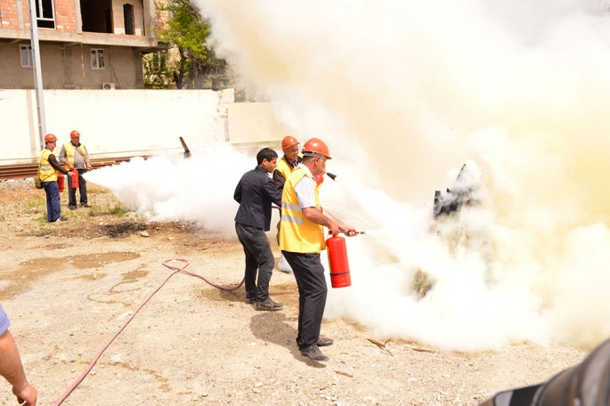 Bakı sərnişin stansiyasında obyekt mülki müdafiə məşqi keçirilib - FOTO