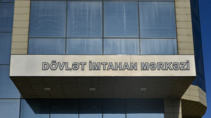 3 nəfərdə mobil telefon aşkarlandığı üçün qəbul imtahanından xaric olunub