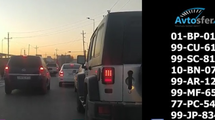 Bu yolda yenə 10 maşın ardıcıl qayda pozdu  - VİDEO