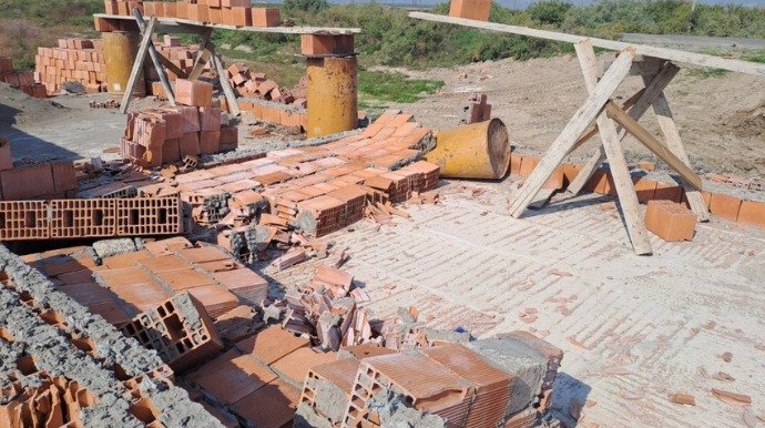 Quru sərhədləri bu səbəbdən açılmır 