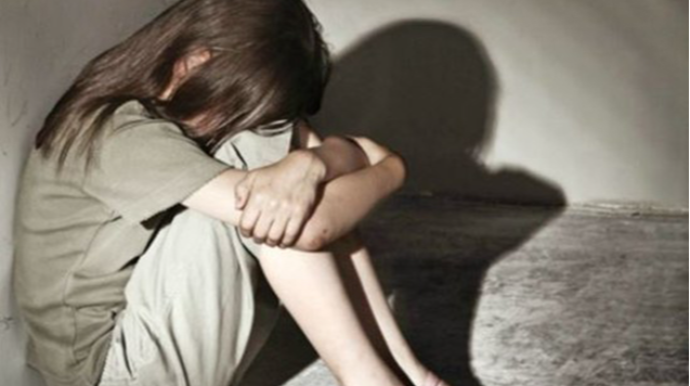 Zorakılığa məruz qalan 13 yaşlı qız nəzarətə götürüldü