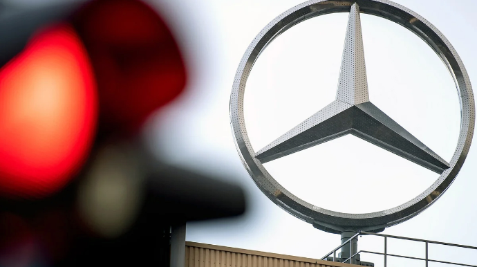 Mercedes может уйти с американского рынка из-за антикитайского закона 