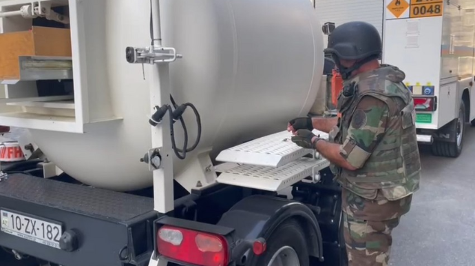 Bakıda hərbi silah-sursat aşkarlanıb  - FOTO