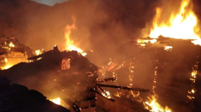 Fişəng hazırlanan evdə partlayış olub: Ölən və yaralananlar var 