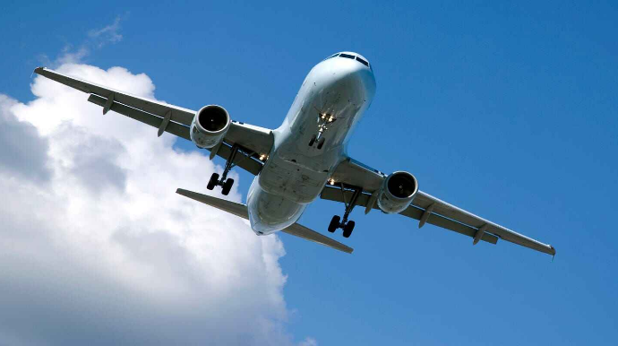 “Omicron”a görə ABŞ-da daha 700 uçuş ləğv edildi