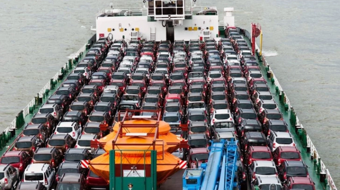 Dörd min son model avtomobil adaya boşaldıldı: "Porsche", "Volkswagen"... - SƏBƏB 