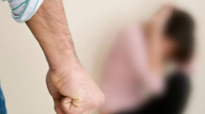 Bakıda ər və arvad bir-birinə 15 bıçaq zərbəsi  vurdu