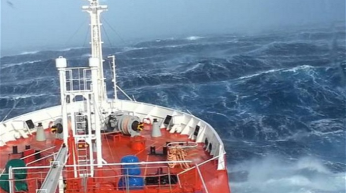 Xəzərdə üzən gəmilərə XƏBƏRDARLIQ EDİLDİ 