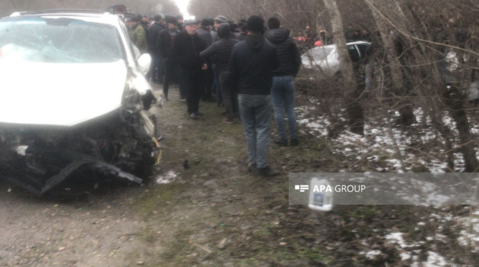 Xaçmazda AĞIR QƏZA: 3 ölü, 8 yaralı - FOTO