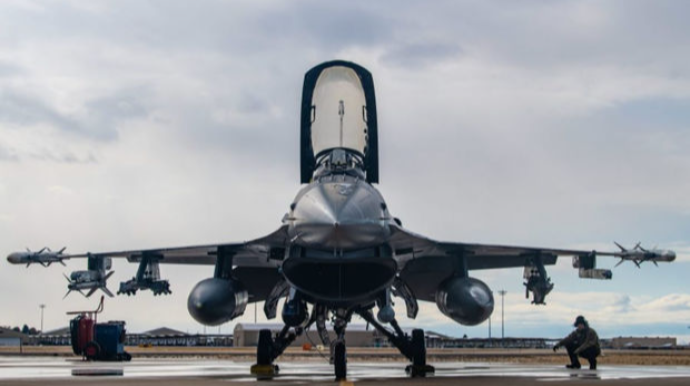 ABŞ Prezidenti Türkiyəyə “F-16” qırıcılarının tədarükünü vəd edib 